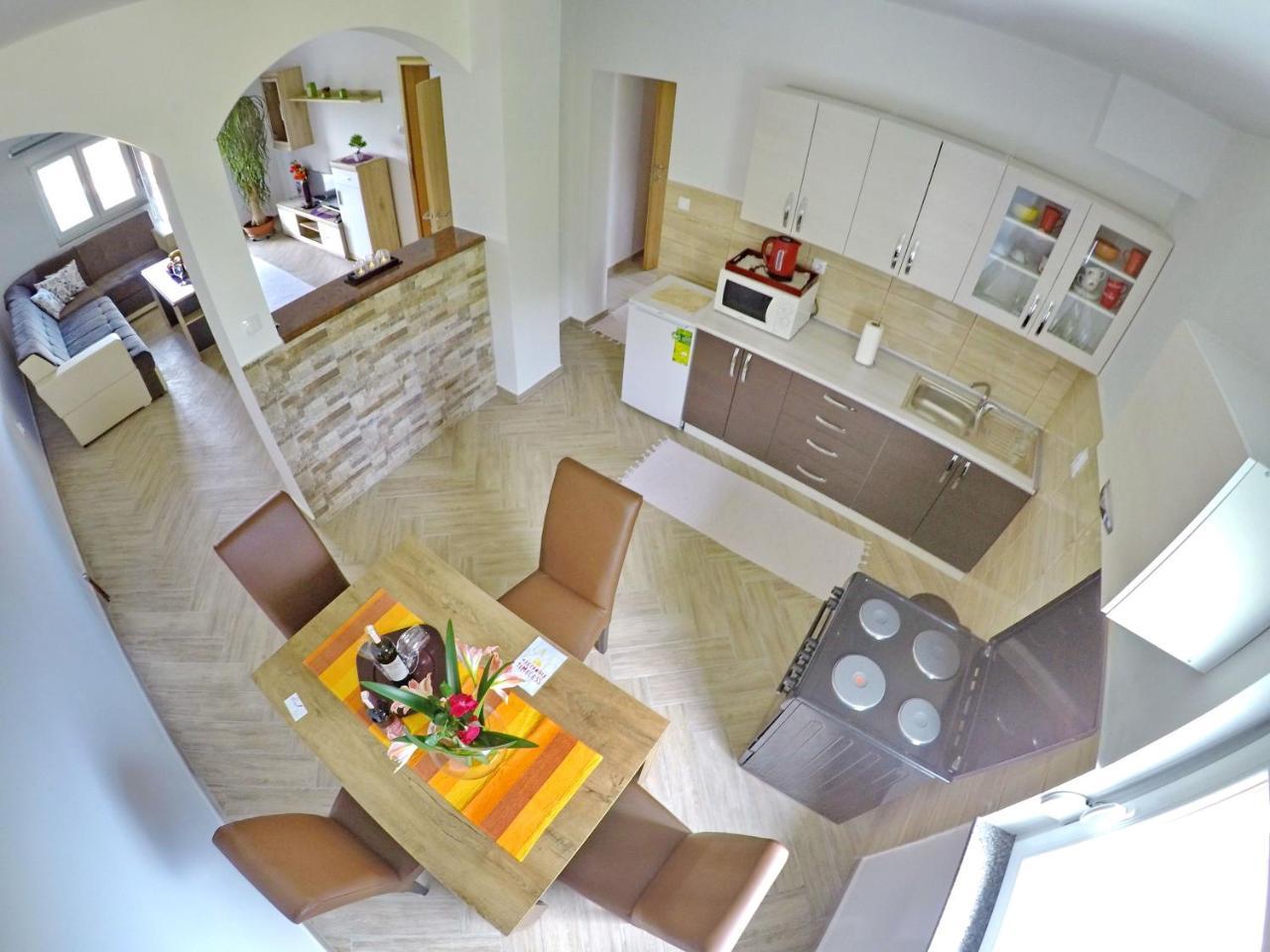 Apartments Pravica Trebinje Exterior photo
